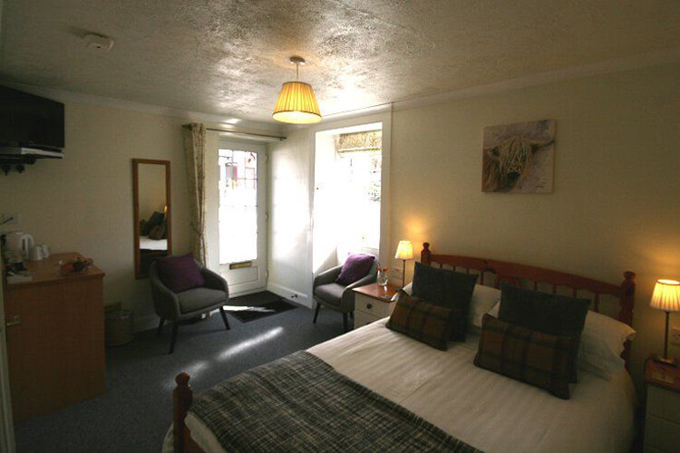 Ardgarry Farm Holiday Accommodation - Image 2 - UK Tourism Online