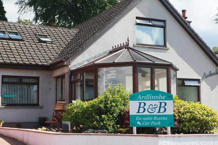 Ardlinnhe Guest House - Image 1 - UK Tourism Online