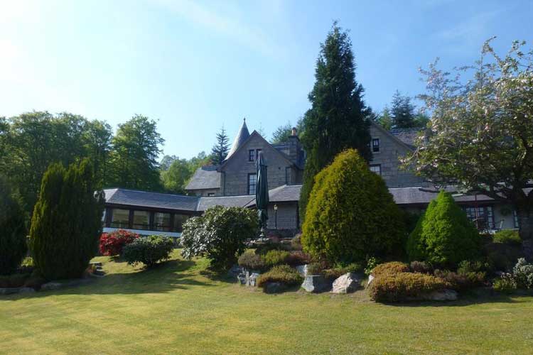 Best Western Glenspean Lodge Hotel - Image 1 - UK Tourism Online