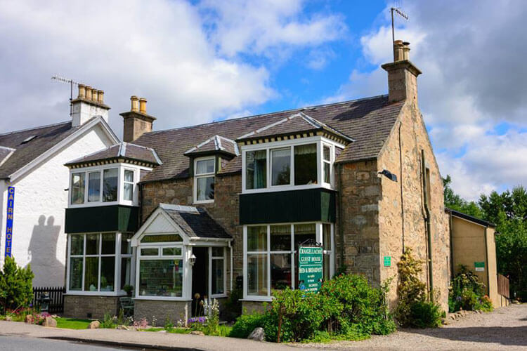 Cairn Hotel - Image 1 - UK Tourism Online