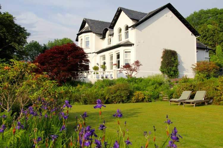 Crolinnhe Guest House - Image 1 - UK Tourism Online