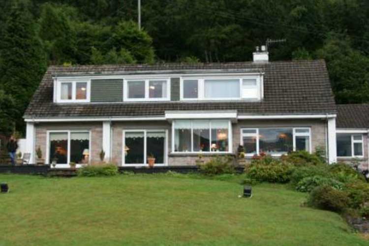 Glen Shiel Guest House - Image 1 - UK Tourism Online