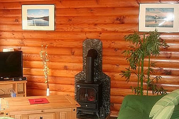 Highland Lodges - Image 2 - UK Tourism Online