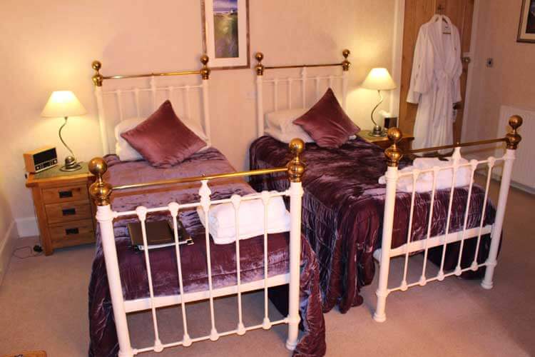 Invernevis Bed and Breakfast - Image 3 - UK Tourism Online
