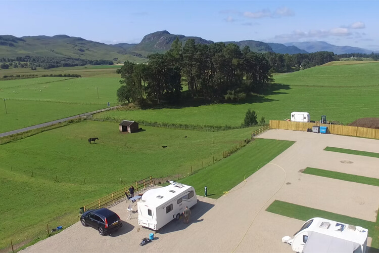 Laggan Caravan & Motorhome Site - Image 3 - UK Tourism Online
