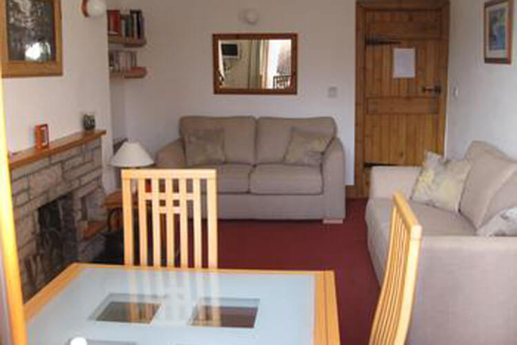 Munro Cottage - Image 2 - UK Tourism Online