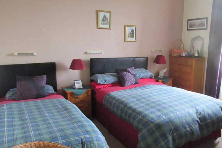 Pine Guest House - Image 2 - UK Tourism Online