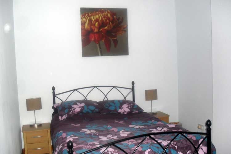 Springwell Cottage - Image 4 - UK Tourism Online