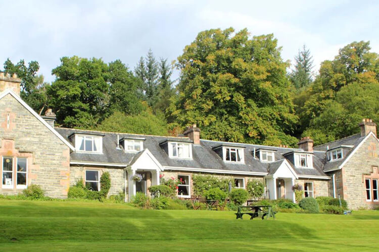 The Cnoc Hotel - Image 1 - UK Tourism Online