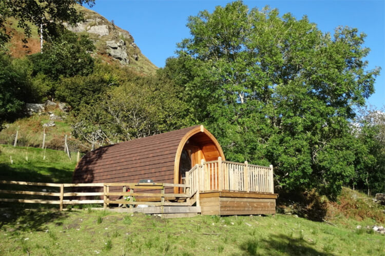 Loch Morar Self-Catering - Image 1 - UK Tourism Online