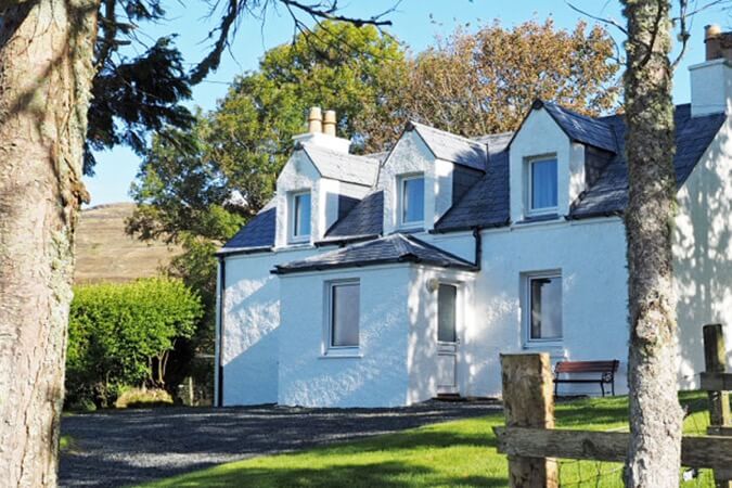 Creagalain Cottage Thumbnail | Portree - Isle of Skye | UK Tourism Online
