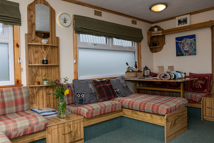 The Gateway Cabin - Image 2 - UK Tourism Online