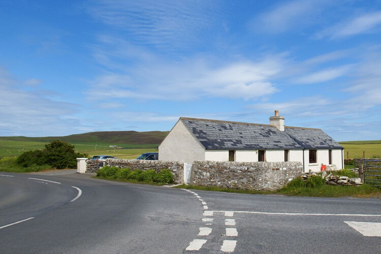 Swannay Cottages - Image 1 - UK Tourism Online