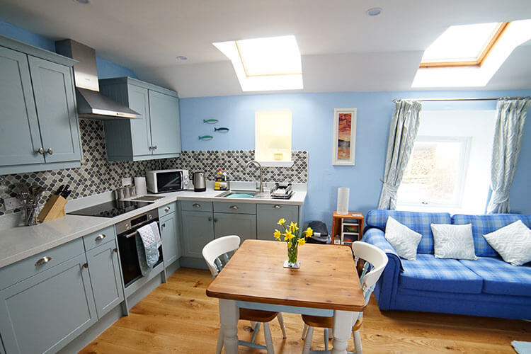 Uist Cottages - Image 3 - UK Tourism Online