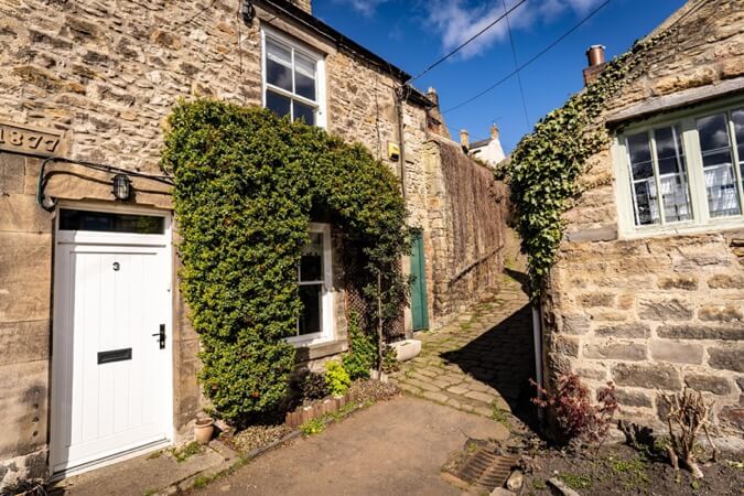 Bridge End Cottage Thumbnail | Isle of Benbecula - Outer Hebrides | UK Tourism Online