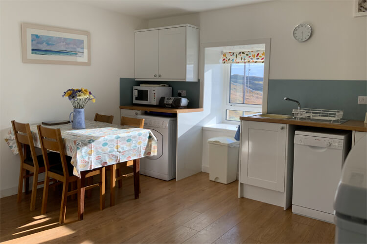 Harris Holiday Homes - Image 2 - UK Tourism Online