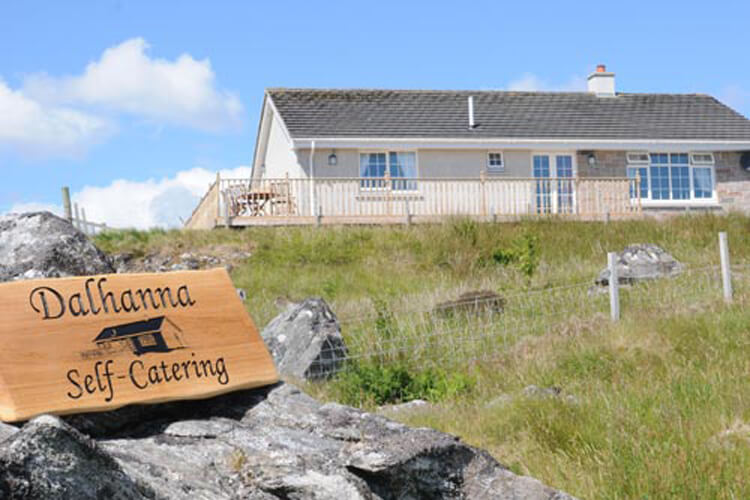Hebrides Holiday Cottages - Image 1 - UK Tourism Online