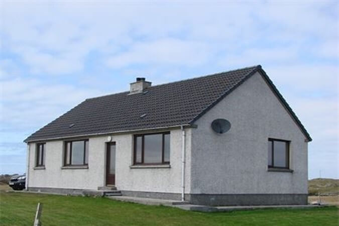 Lily Pond Cottage Thumbnail | Isle of  South Uist - Outer Hebrides | UK Tourism Online