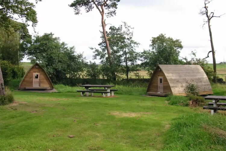 Minch View Campsite - Image 1 - UK Tourism Online