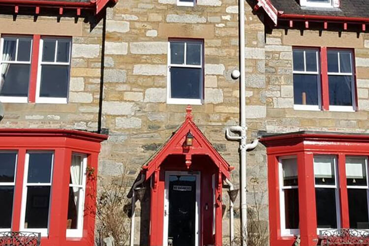 Carra Beag Guest House - Image 1 - UK Tourism Online