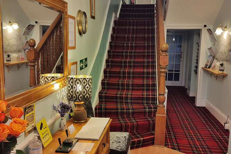 Dunallan Guest House - Image 2 - UK Tourism Online