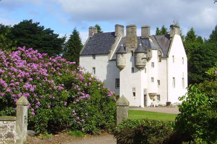 Tullibole Castle - Image 1 - UK Tourism Online