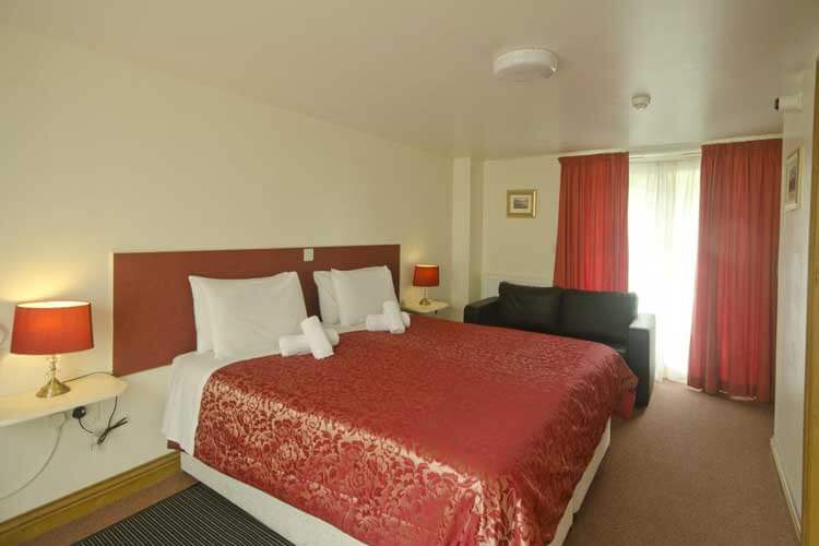 Bridge House Guest House and Bistro - Image 2 - UK Tourism Online