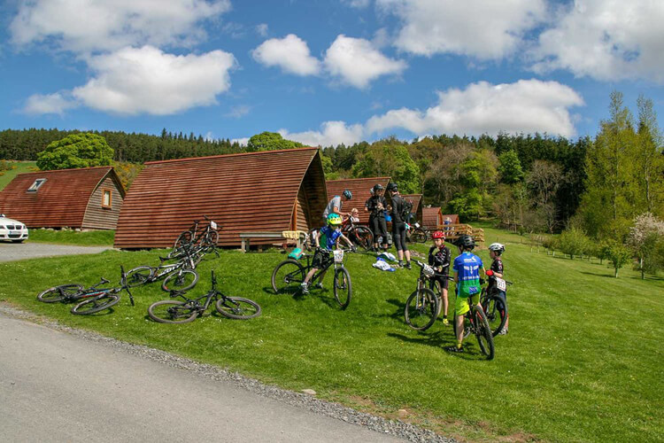 Glentress Forest Lodges - Image 4 - UK Tourism Online