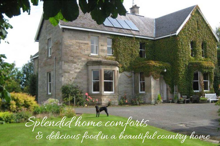 Preston Farm House - Image 1 - UK Tourism Online