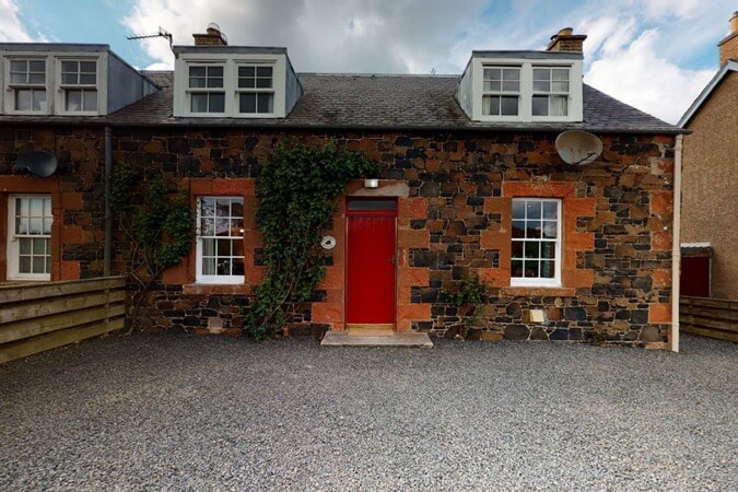 Smailholm Cottage Thumbnail | Kelso - Scottish Borders | UK Tourism Online