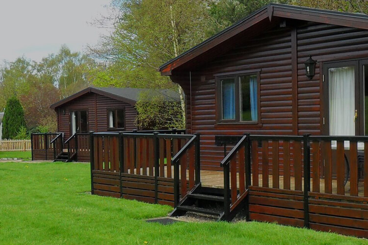 The Spinney Self Catering Lodges - Image 1 - UK Tourism Online