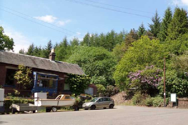 Glenloin House Campsite - Image 2 - UK Tourism Online