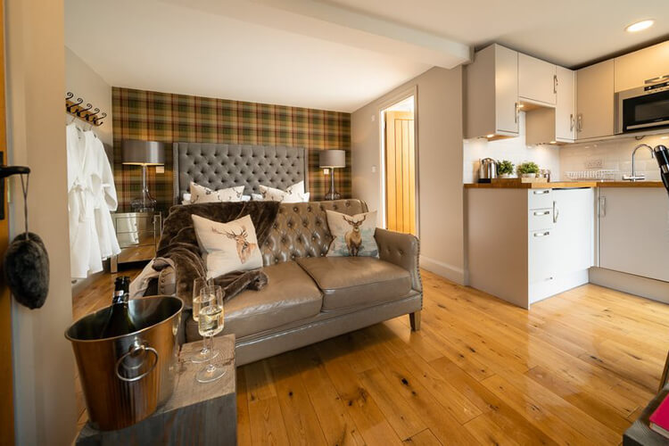 Nether Glenny Farm and Cottages - Image 3 - UK Tourism Online