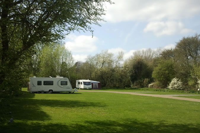 Hurley Riverside Park Thumbnail | Maidenhead - Berkshire | UK Tourism Online