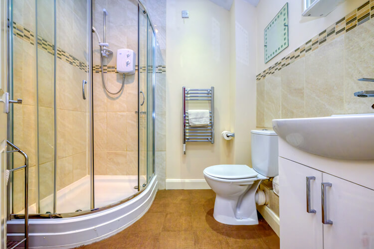 Rainbow Apartments - Image 5 - UK Tourism Online