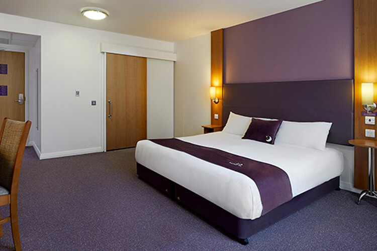 Reading (Caversham Bridge) Premier Inn - Image 4 - UK Tourism Online