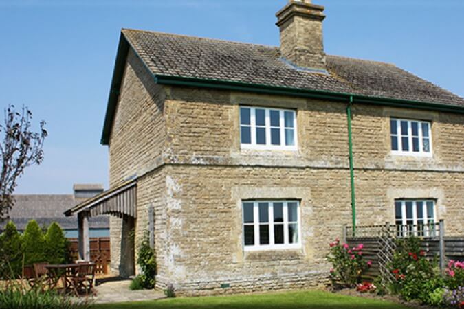 Hyde Farm Cottages Thumbnail | Newport Pagnell - Buckinghamshire | UK Tourism Online