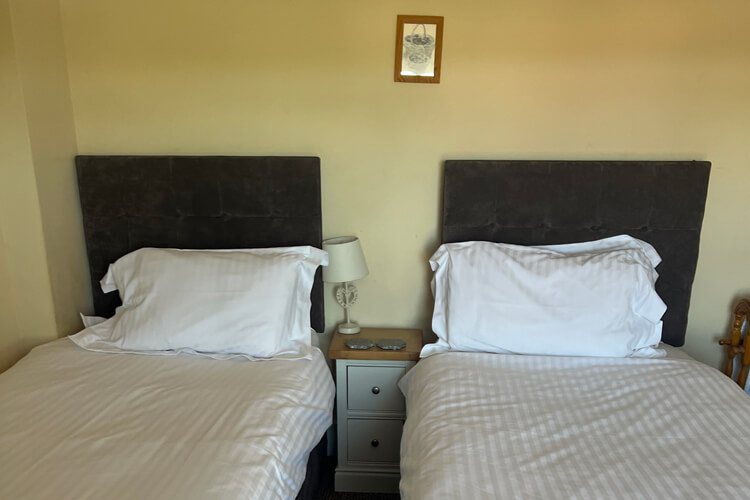 The Town House Free Continental Breakfast - Image 2 - UK Tourism Online