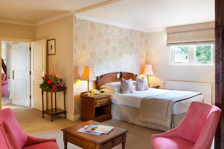 Ashdown Park Hotel - Image 3 - UK Tourism Online