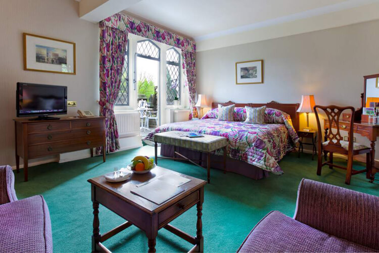 Ashdown Park Hotel - Image 4 - UK Tourism Online