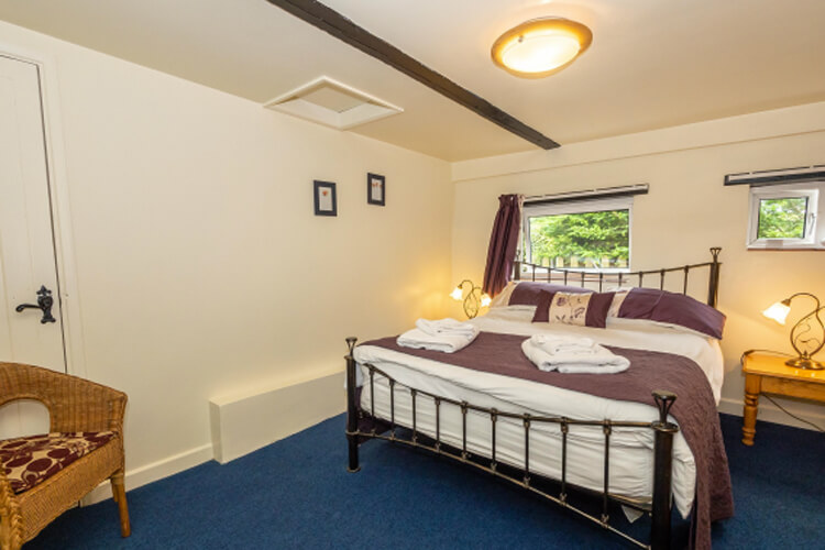 Barn Owls Holiday Cottages - Image 1 - UK Tourism Online