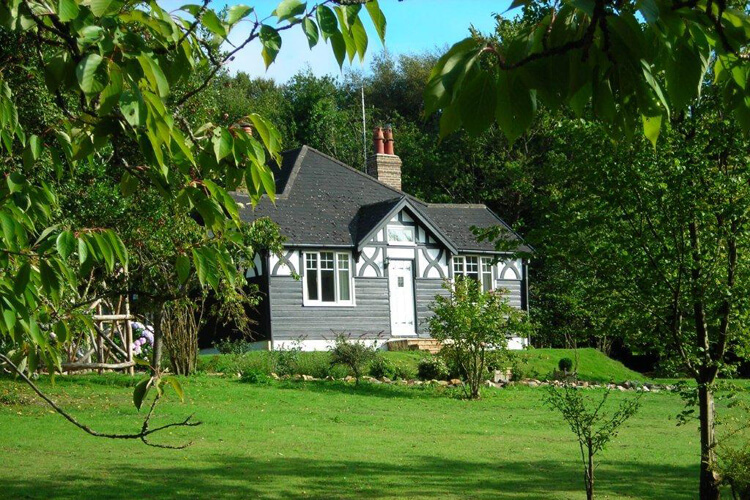 Blackdown Cottage - Image 1 - UK Tourism Online