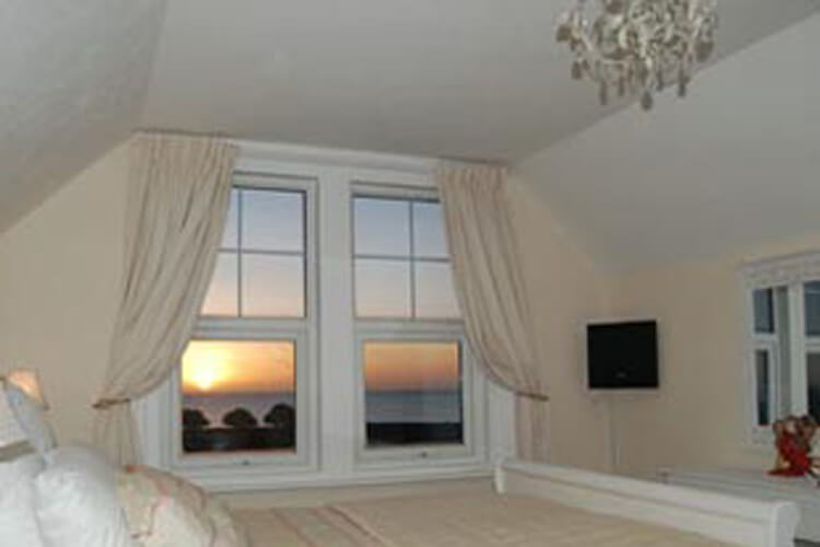 Coast Guest House - Image 3 - UK Tourism Online