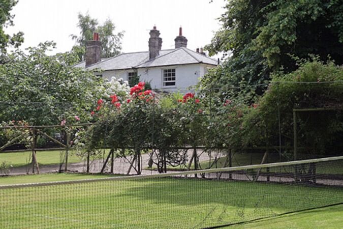 Holly Lodge Bed and Breakfast Thumbnail | Lewes - East Sussex | UK Tourism Online