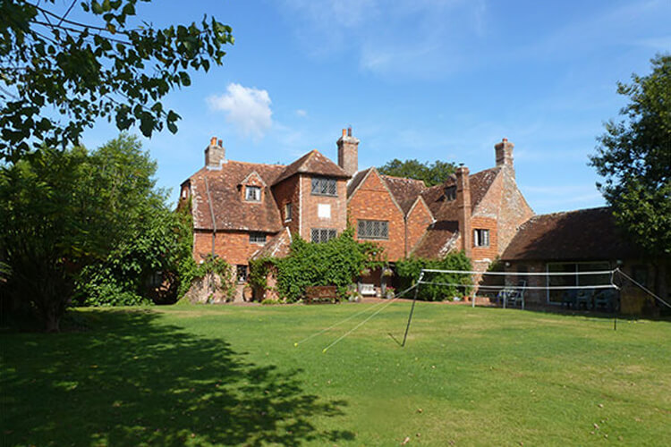 Pekes Manor  - Image 1 - UK Tourism Online