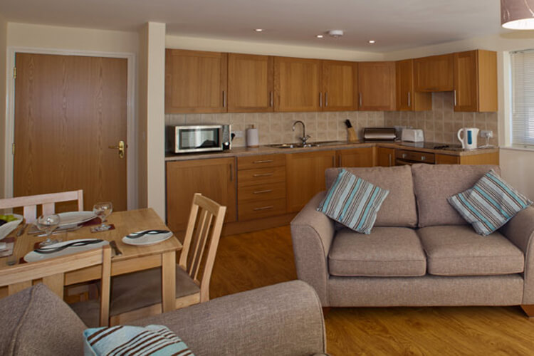 Rocklands Holiday Apartments - Image 3 - UK Tourism Online