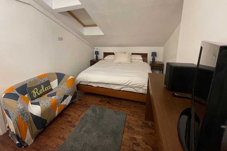 The Barn Apartment - Image 4 - UK Tourism Online