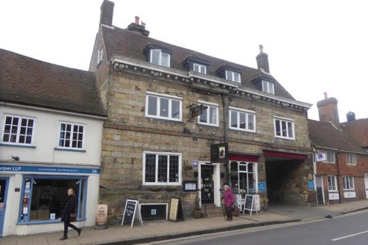 The Bull Inn - Image 1 - UK Tourism Online