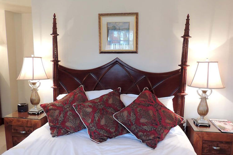 Willow Tree House - Image 3 - UK Tourism Online