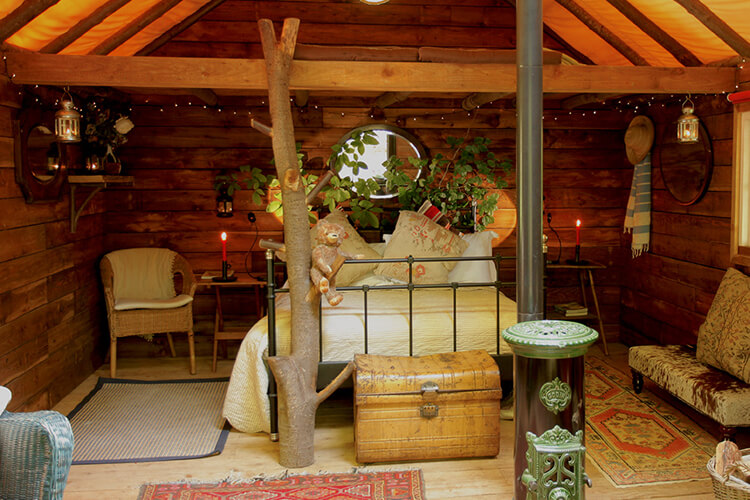 Adhurst Yurts on Adhurst Estate - Image 4 - UK Tourism Online